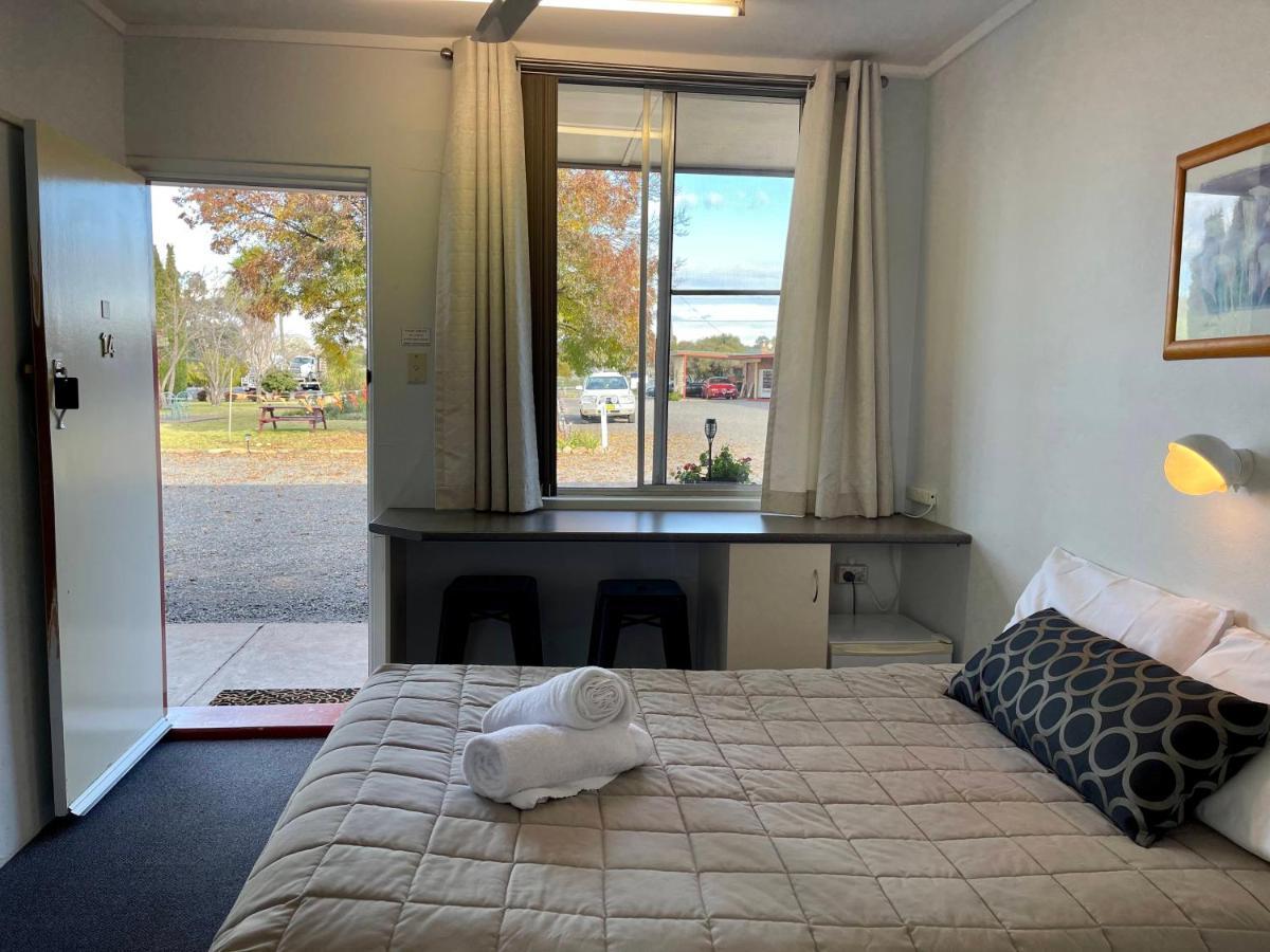 Quirindi Sunflower Motor Inn Esterno foto