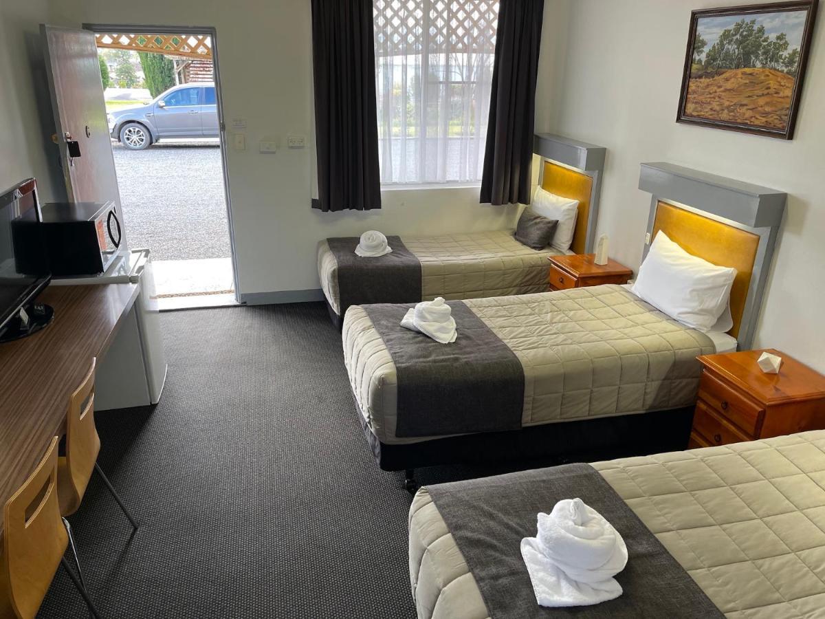 Quirindi Sunflower Motor Inn Esterno foto